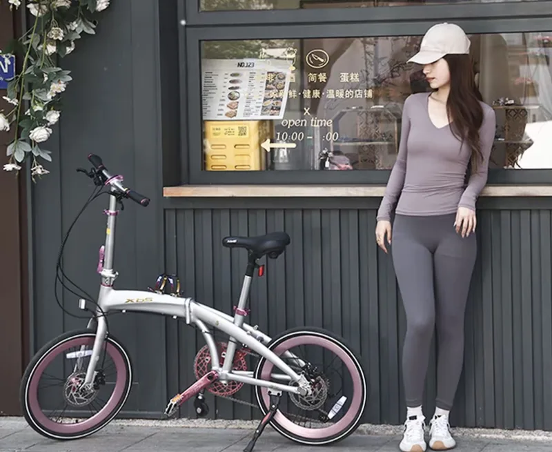 Sepeda Lipat Tiga Warna Cerah  - Commuter Biking ulasan dan harga